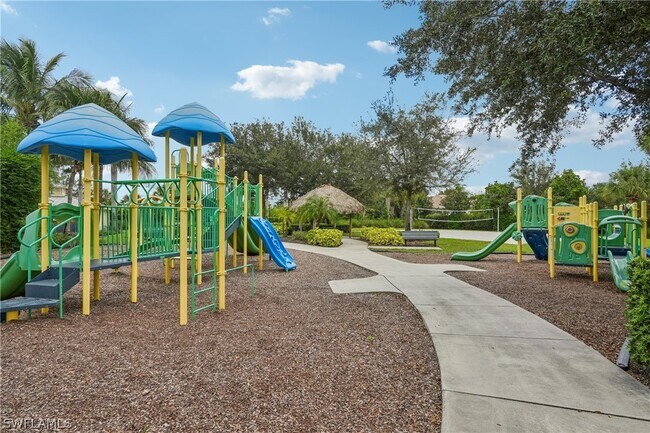 Building Photo - 1751 Alameda Dr