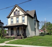 Building Photo - 123 Homestead St
