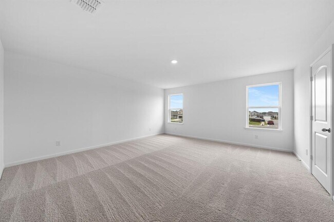 Building Photo - 235 Surrey Oaks