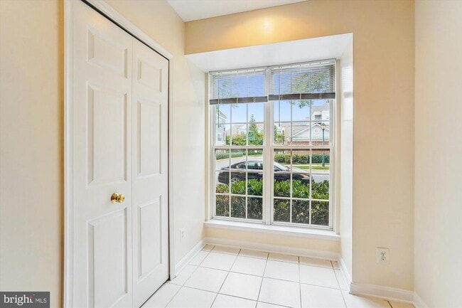 Building Photo - 333 Prettyman Dr