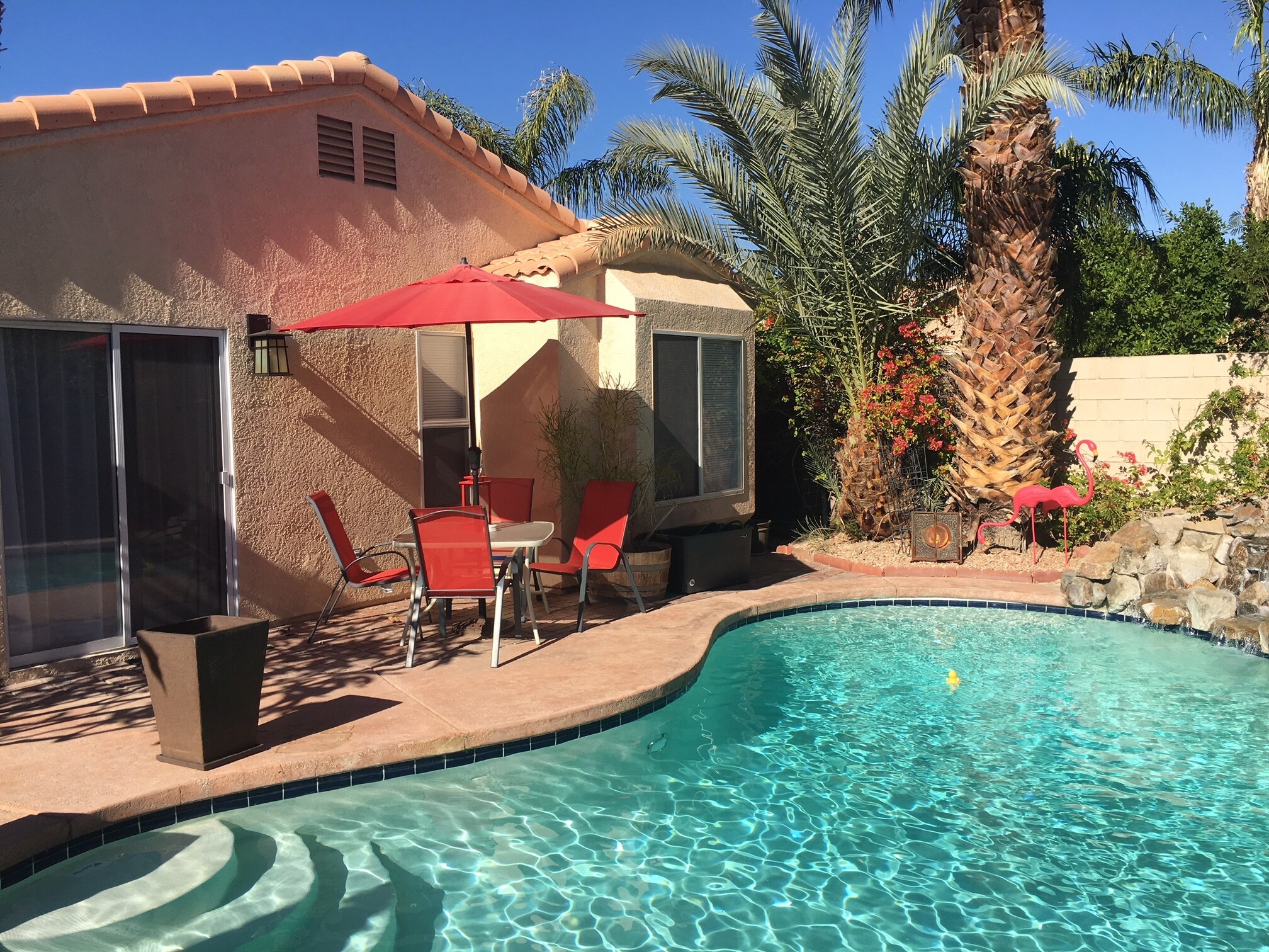 Poolside dining - 68820 Risueno Road