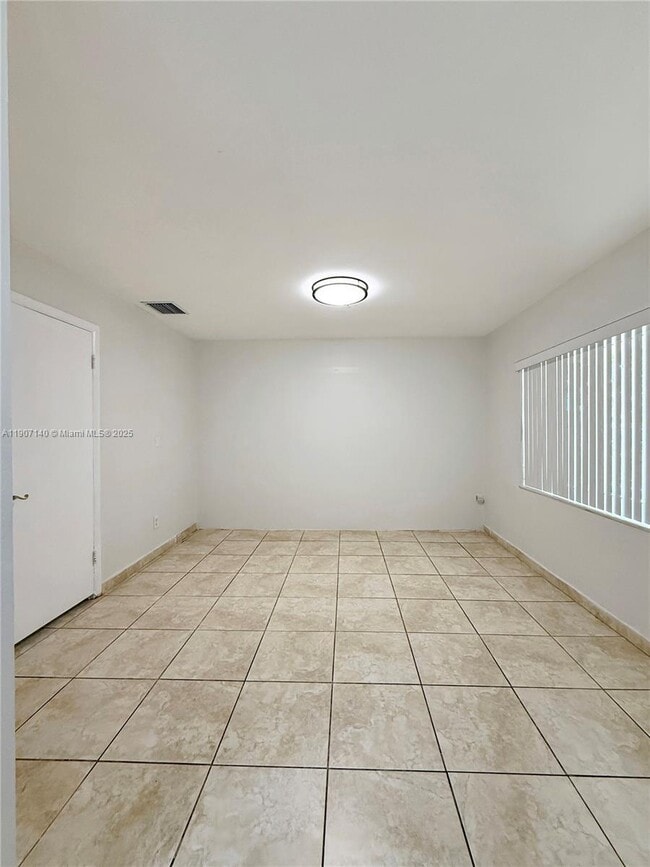 Building Photo - 6936 Holly Rd