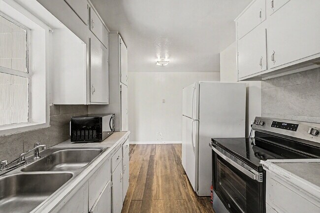 Building Photo - Virginia Village 4 Bed / 1 Bath for rent
