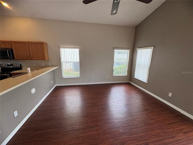 Building Photo - 648 Lockbreeze Dr