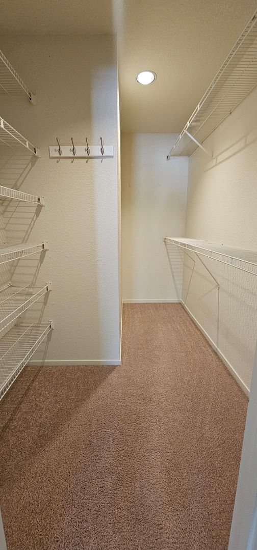 Building Photo - 2bd/2ba/1car garage downstairs condo
