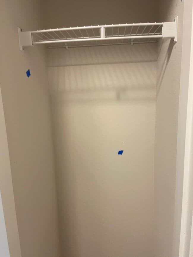Building Photo - COMMUNITY POOL! Close to Navy base, beach,...
