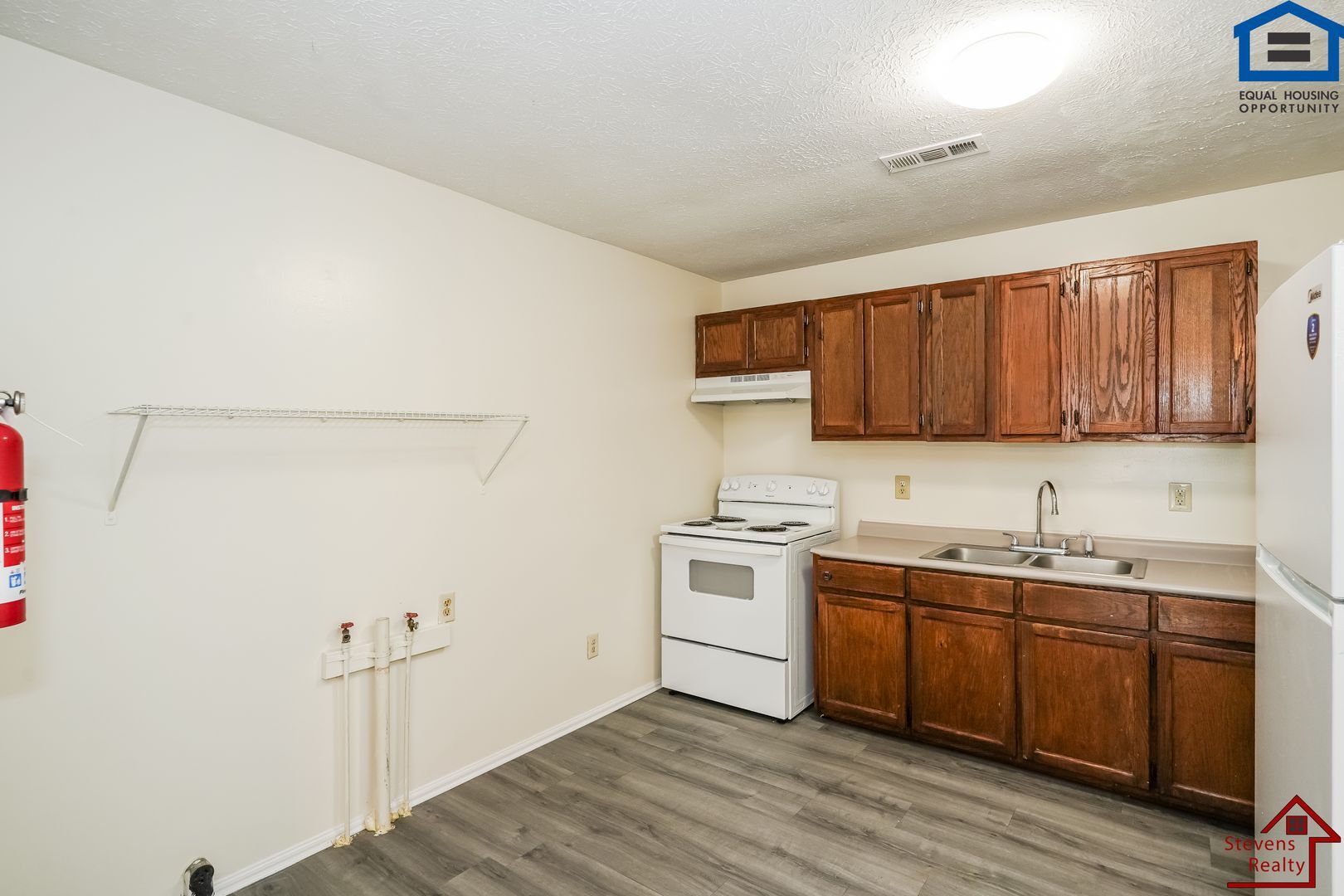 Building Photo - 174 Bybee Woods Dr