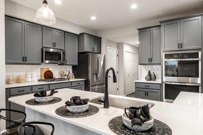 Building Photo - 17491 Fetzer Ct