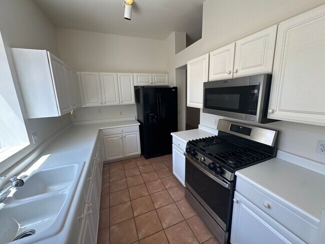 Building Photo - 4709 E Prickly Pear Trail
