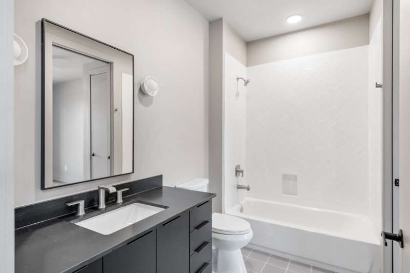 Building Photo - 1090 Haysboro Ave