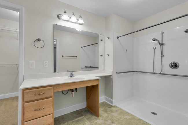 Building Photo - 213 Church Hill Ct