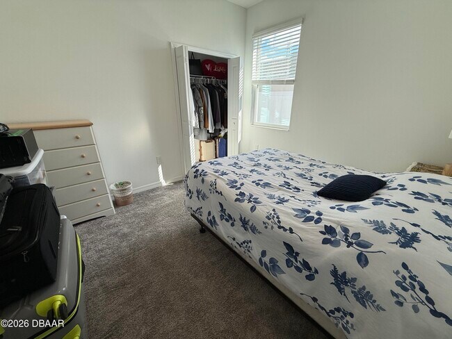 Building Photo - 412 Three Oaks Dr