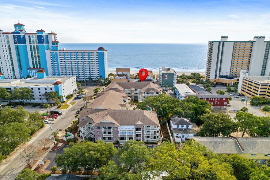 Building Photo - 2805B N Ocean Blvd