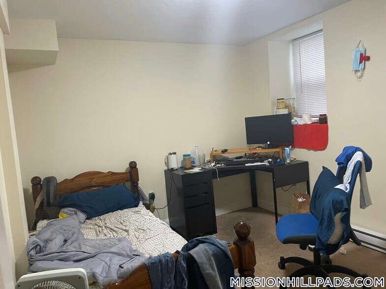 Building Photo - 891 Huntington Ave