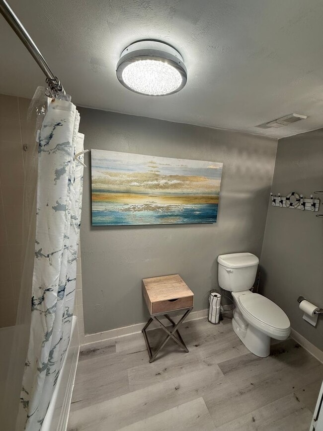 Building Photo - Ocean FRONT Studio! Amazing and must see! DEPOSIT-FREE Renting option thru OBLIGO! Deposit Altern...