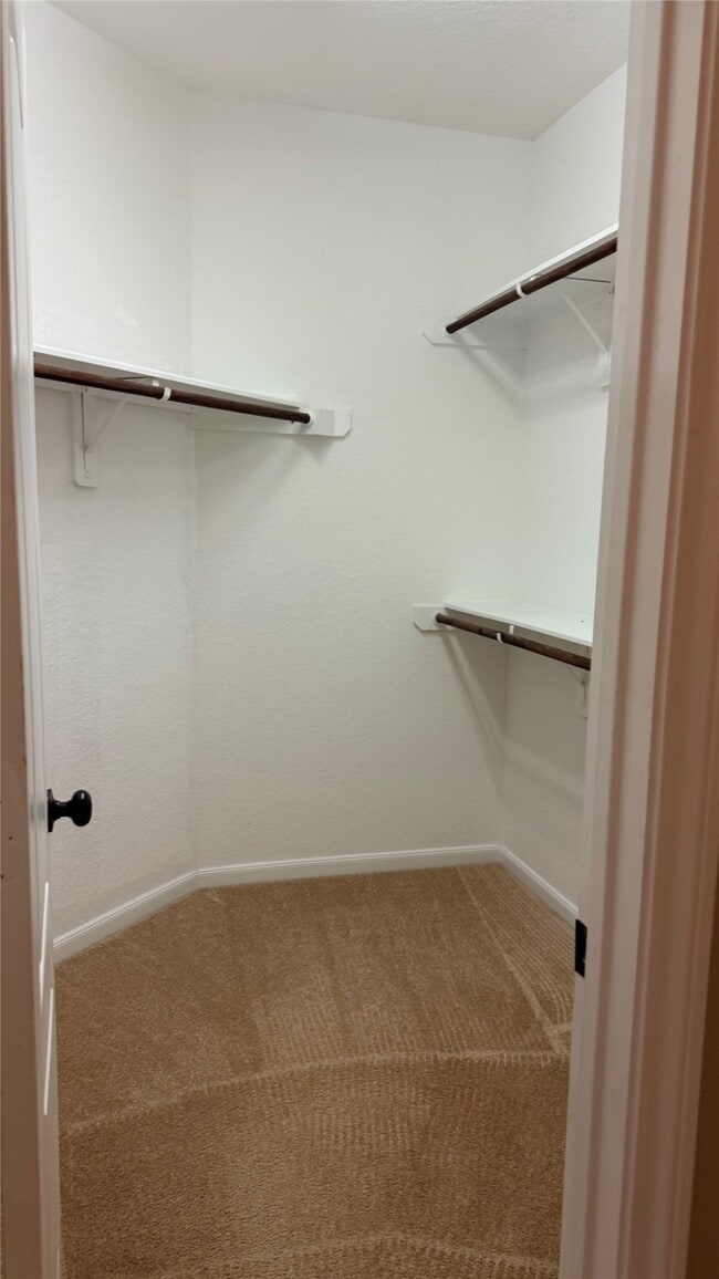 Building Photo - 9215 Running Eagle Falls