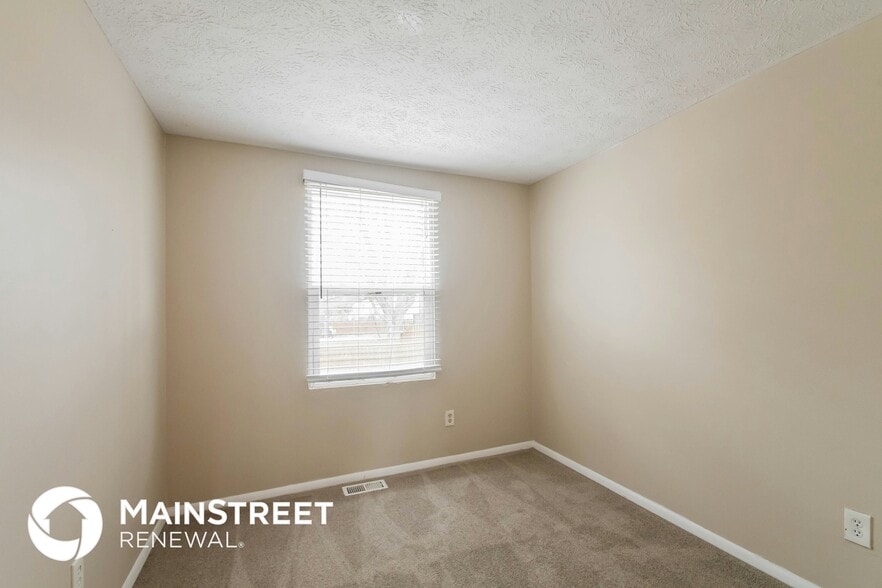 Building Photo - 1419 Mutz Dr