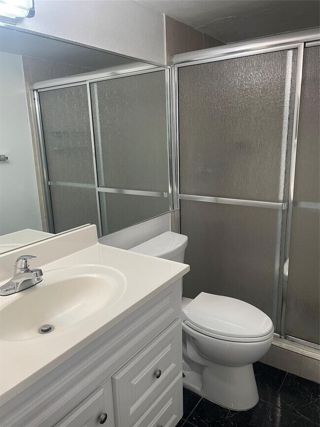 Building Photo - 7520 SW 153rd Pl