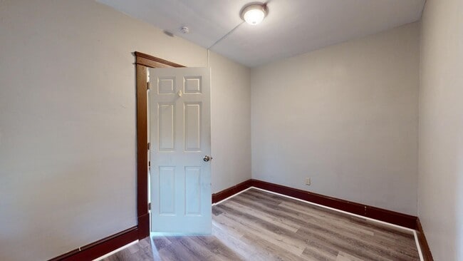 Building Photo - 3414 W 44th St