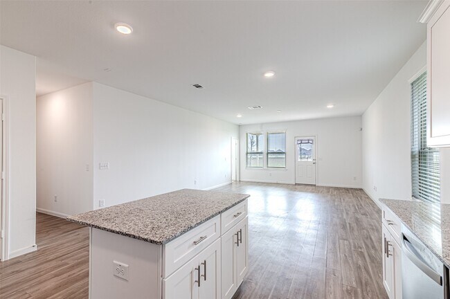 Building Photo - 21119 Turtle Gln Ln