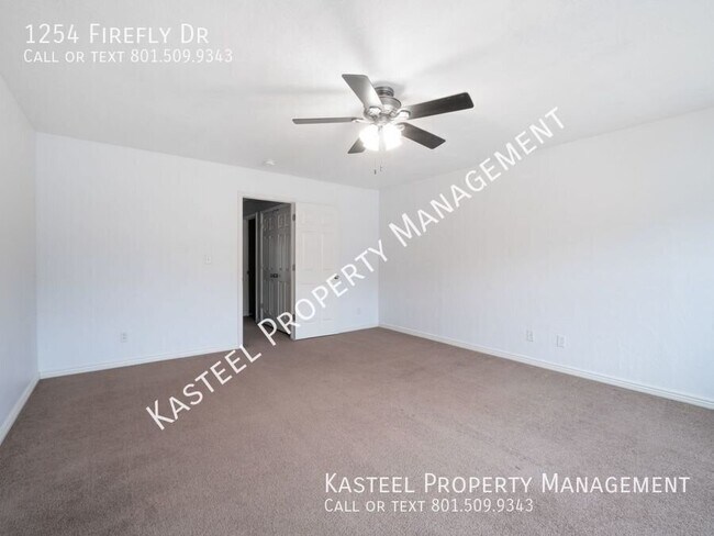 Building Photo - 1254 Firefly Dr