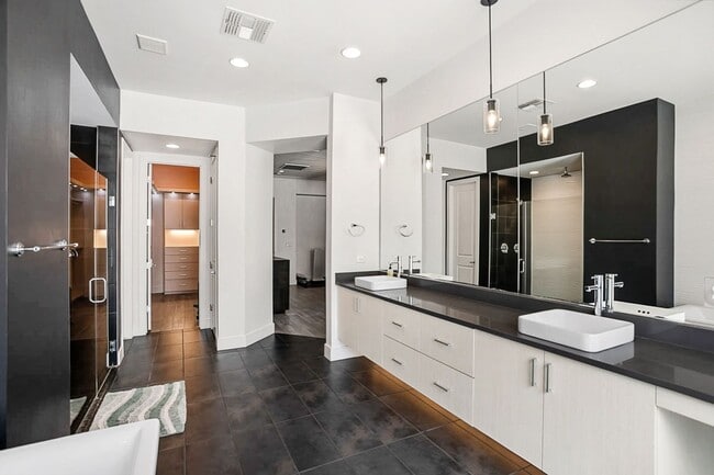 Building Photo - Single Story Pool Home In Reverence Guard Gated Community