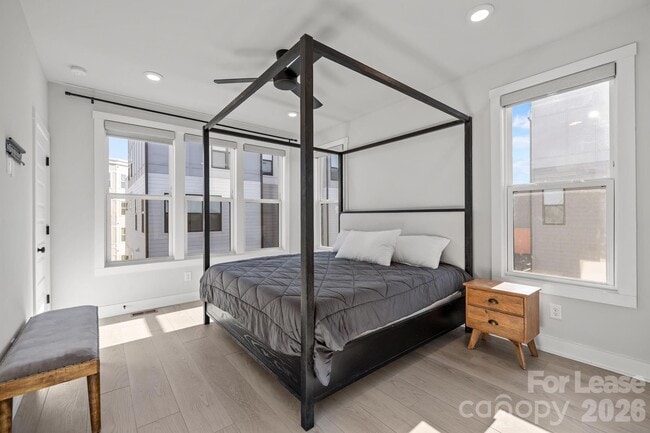 Building Photo - 1925 Dunavant St