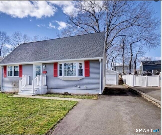 Building Photo - 40 Kennedy Dr