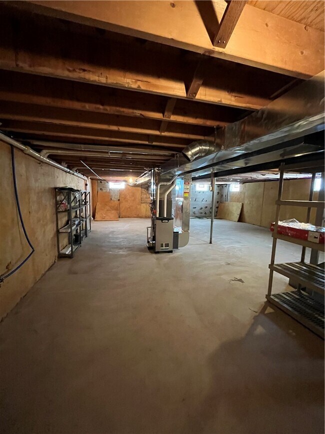 Building Photo - 7026 Lake Ave