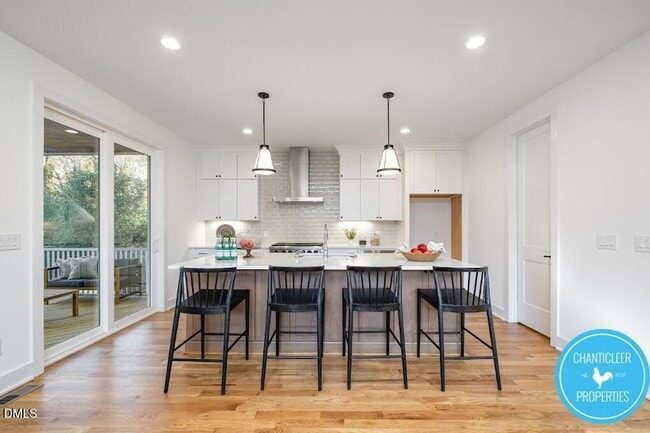 Building Photo - 1407 Sedgefield St