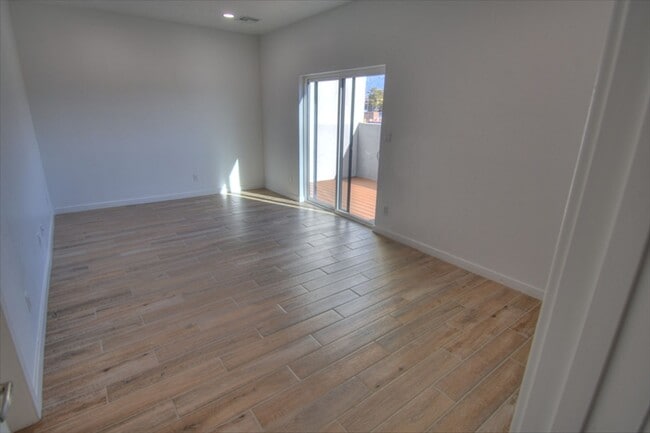 Building Photo - Available Now! New Construction!