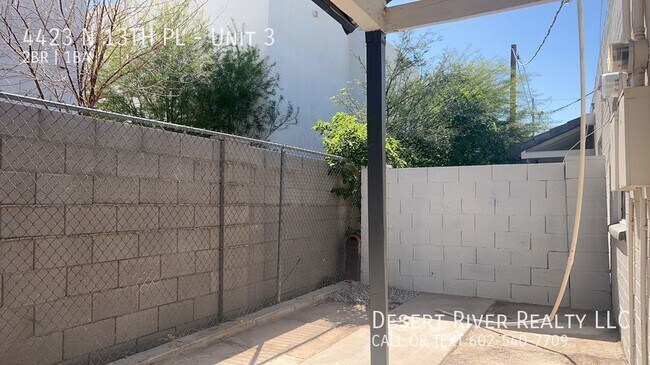 Building Photo - 4423 N 13th Pl