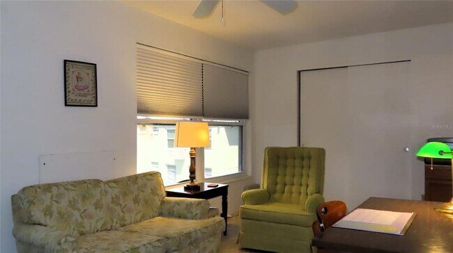 Building Photo - 2457 Ecuadorian Way