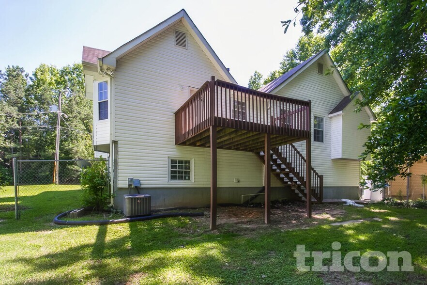 Building Photo - 4408 Lamar Dr