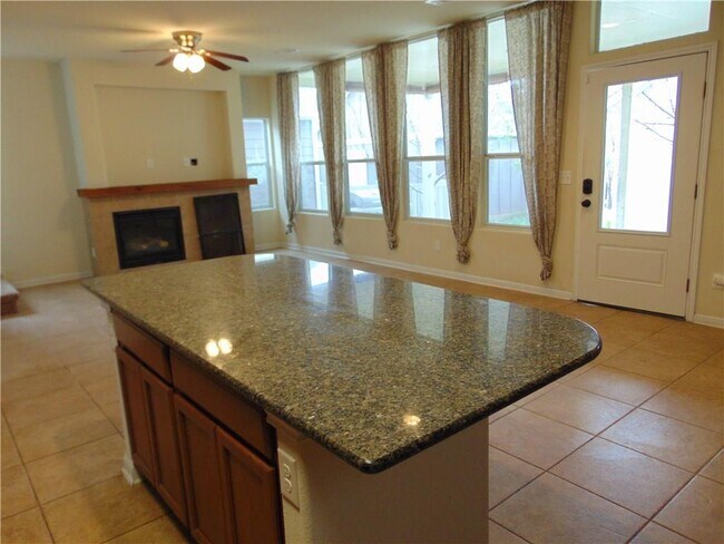 Building Photo - 5208 Hellman