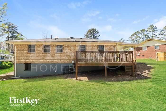 Building Photo - 1150 Rochelle Dr