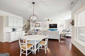 Building Photo - 496 Spring View Dr