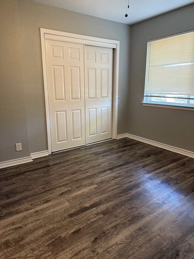 Building Photo - Zachry