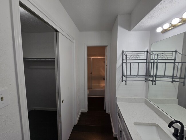 Building Photo - 2105 E Collins Blvd