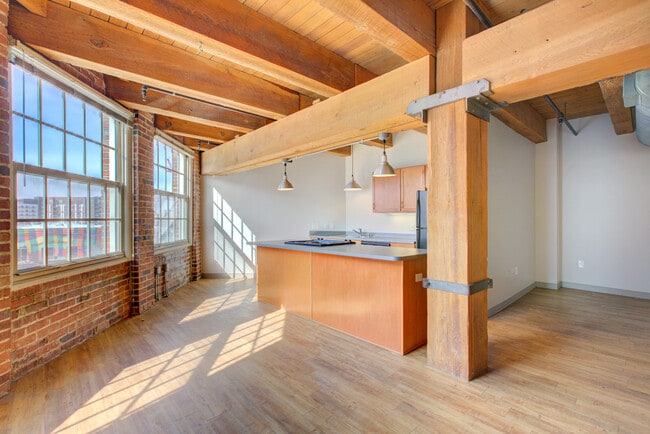 Building Photo - Clocktower Lofts