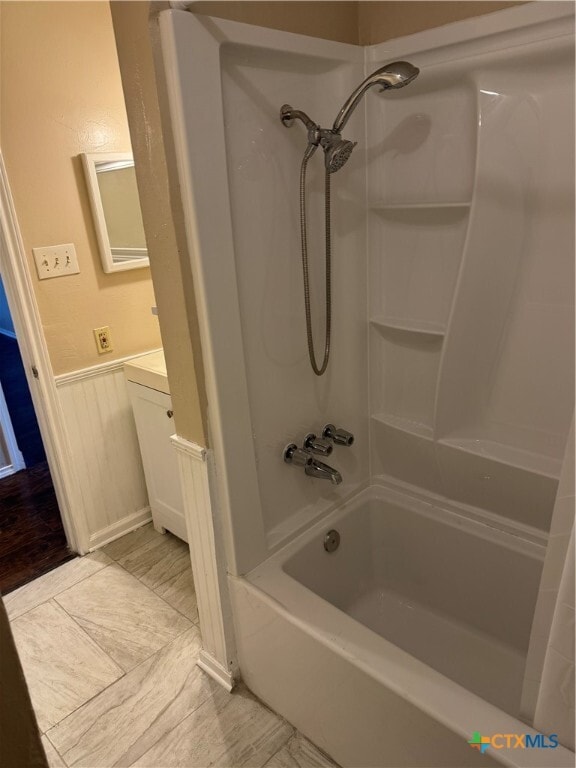 Building Photo - 510 N Bauer St