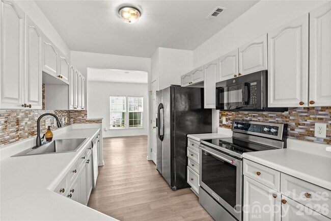 Building Photo - 4930 Prosperity Ridge Rd