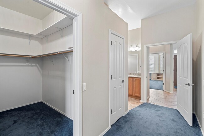 Building Photo - 5428 W Winding Desert Dr