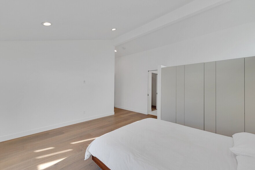 Master Bedroom - 6234 Paseo Canyon Dr