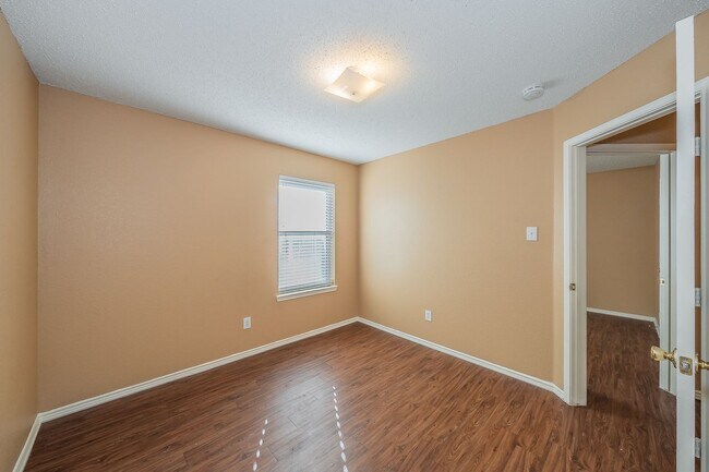 Building Photo - Spacious single story in Parks of Deer Creek