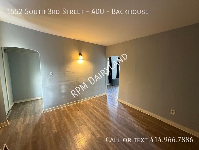 Building Photo - 1552 S 3rd St