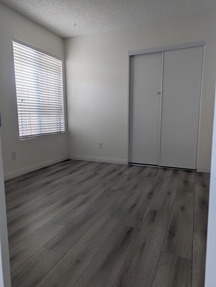 Building Photo - 1046 Canal St