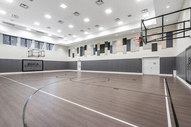 Building Photo - 17317 Santaluce Mnr