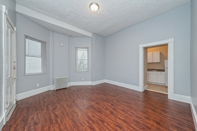 original (5) - 2409-2417 W. Clifton Ave