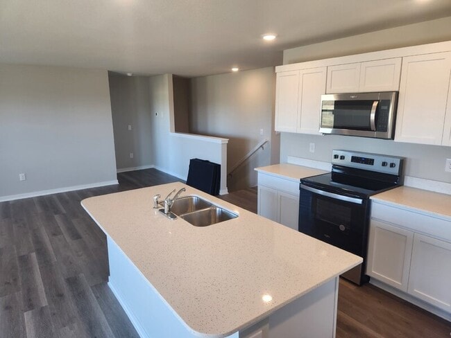 Building Photo - 2508 Chan Dr